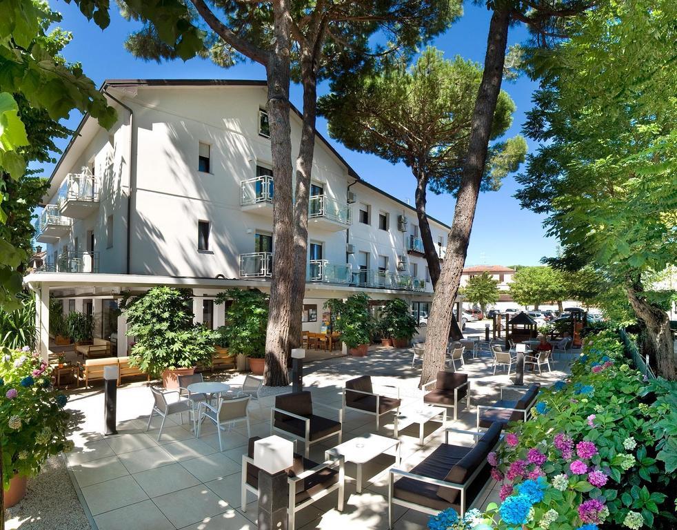 Hotel Trieste Cervia Zewnętrze zdjęcie
