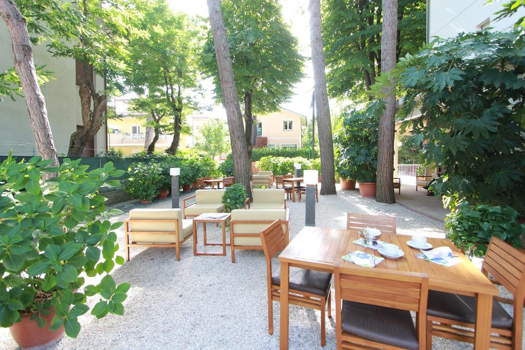 Hotel Trieste Cervia Zewnętrze zdjęcie